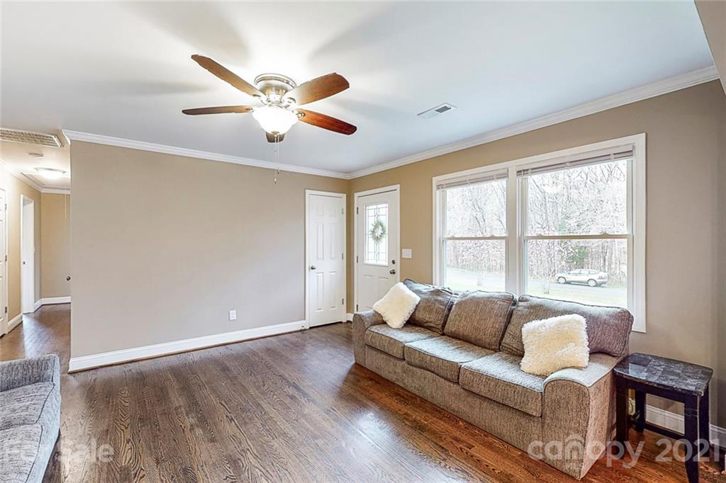 207 Ridgecrest Drive Kannapolis, NC 28081 - Photo 10 of 35 Gallery Image 10