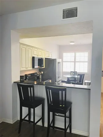 $1,800 | 3506 54th Drive West, Unit 204, Bradenton, FL 34210