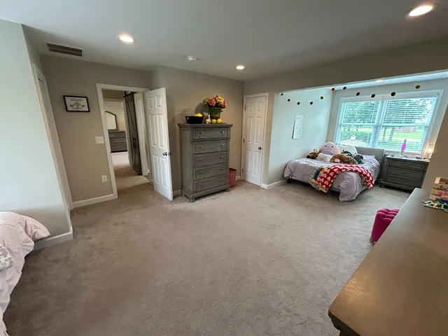 $720,000 | 6135 Martha Drive North, Aurora, IN 47001