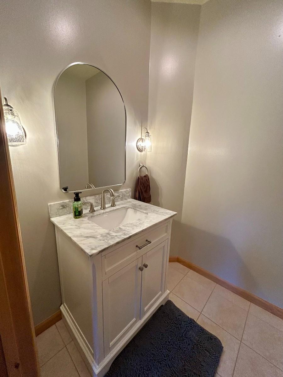 6135 Martha Drive North Aurora, IN 47001 - Photo 6 of 18