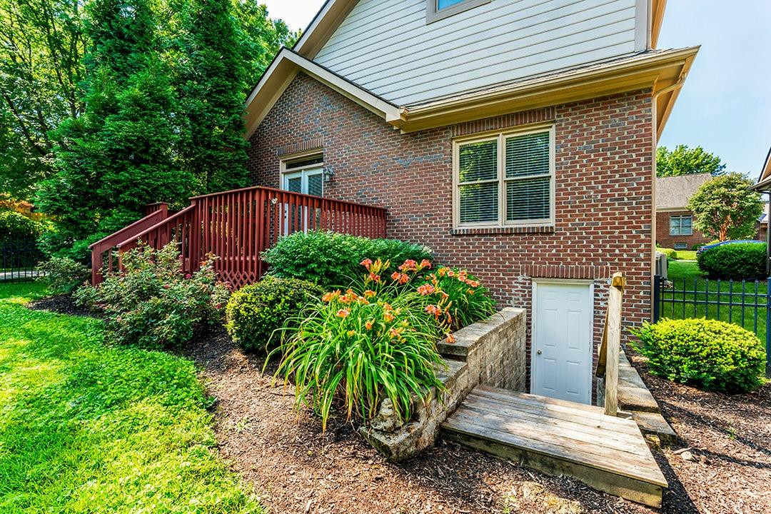 1221 Trumpeter Row Lexington, KY 40502 - Photo 31 of 33 Photo 31