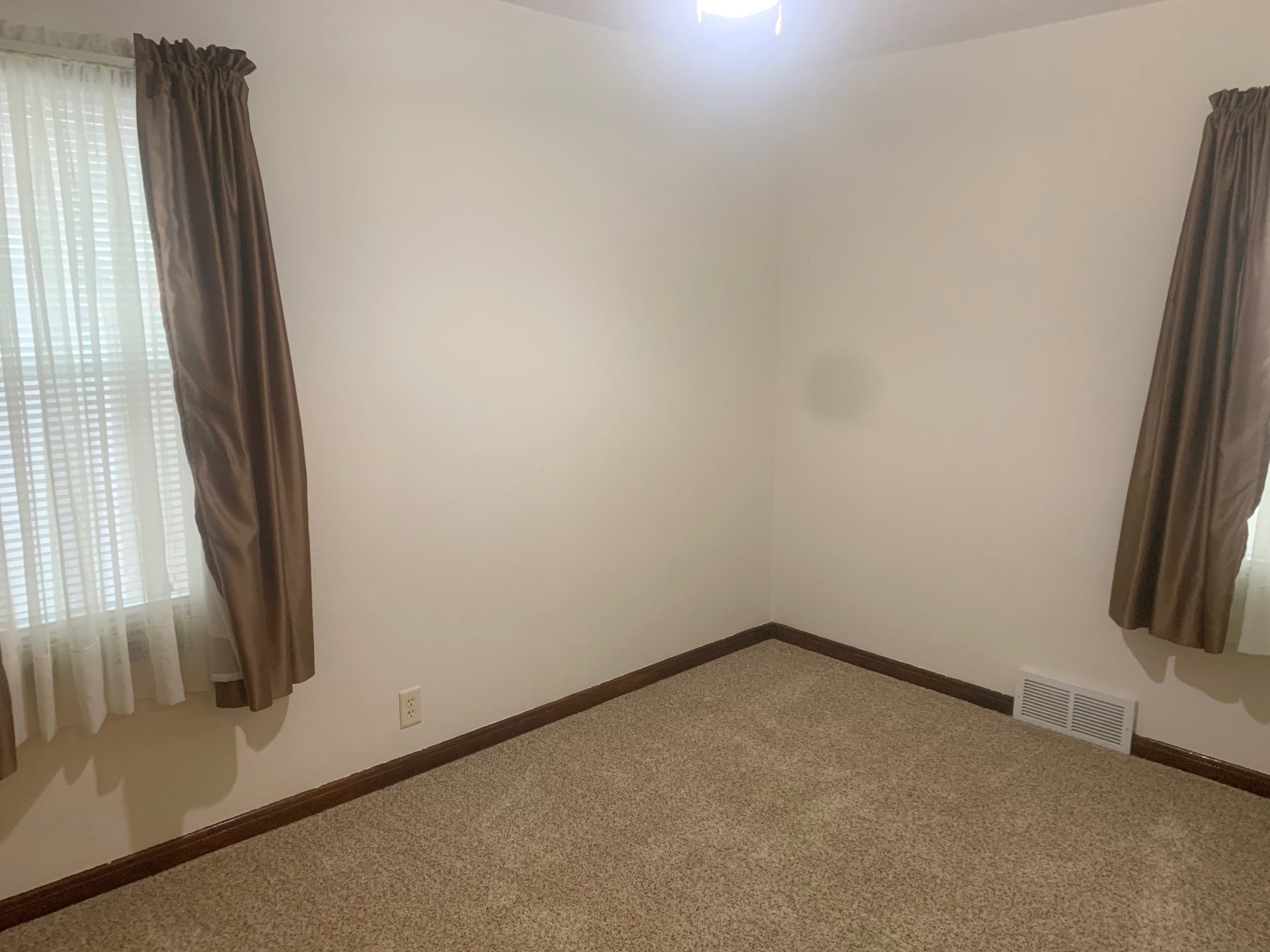 2245 Grandview Avenue Springfield, IL 62702 - Photo 11 of 23