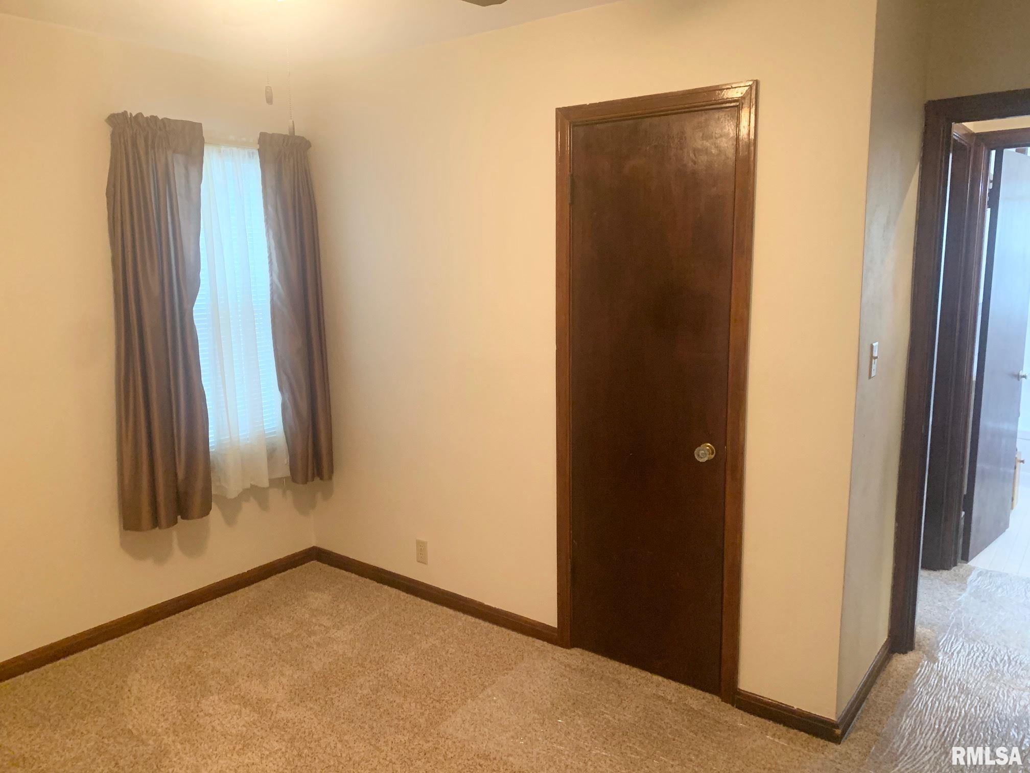 2245 Grandview Avenue Springfield, IL 62702 - Photo 8 of 23