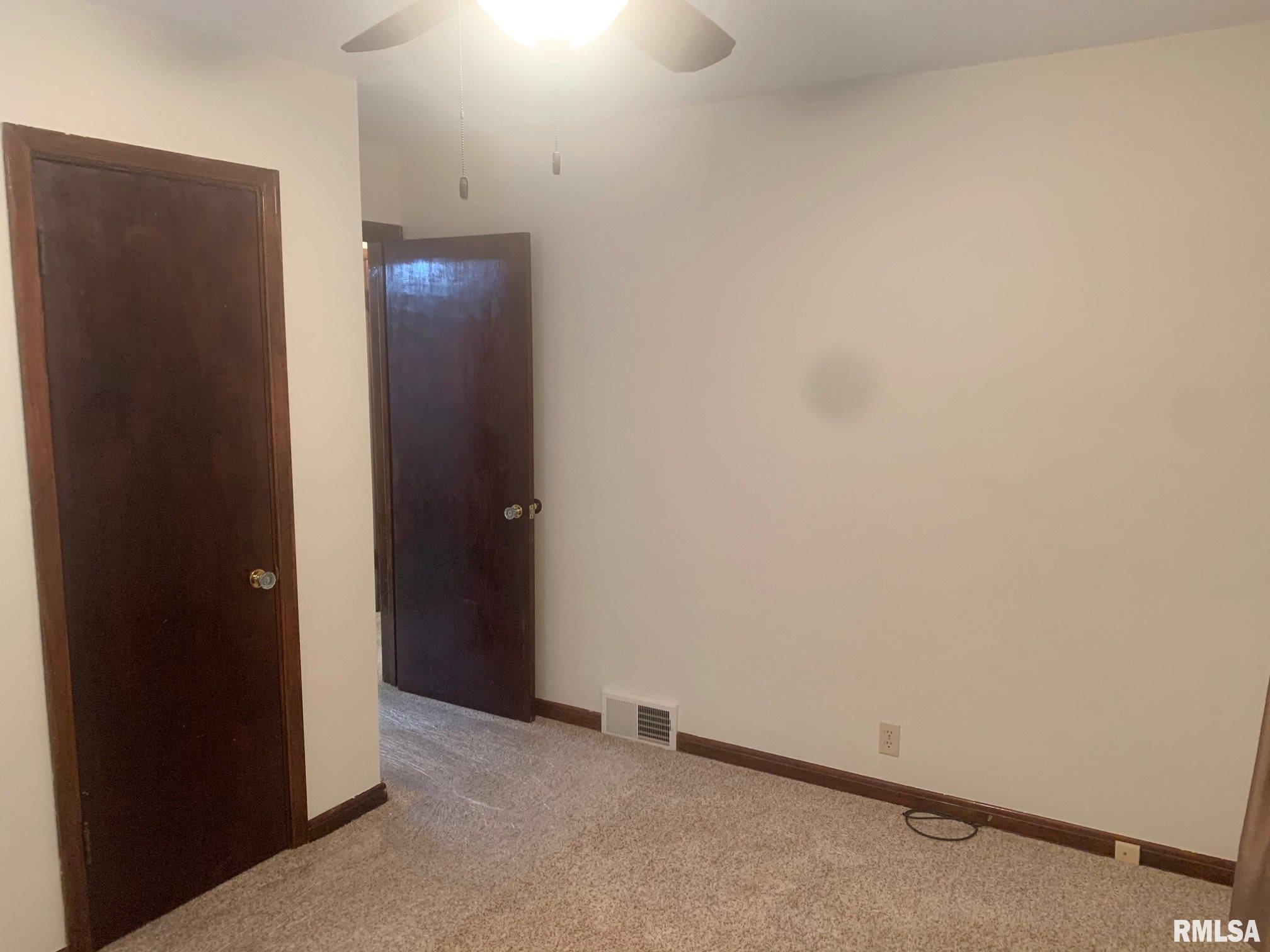 2245 Grandview Avenue Springfield, IL 62702 - Photo 9 of 23