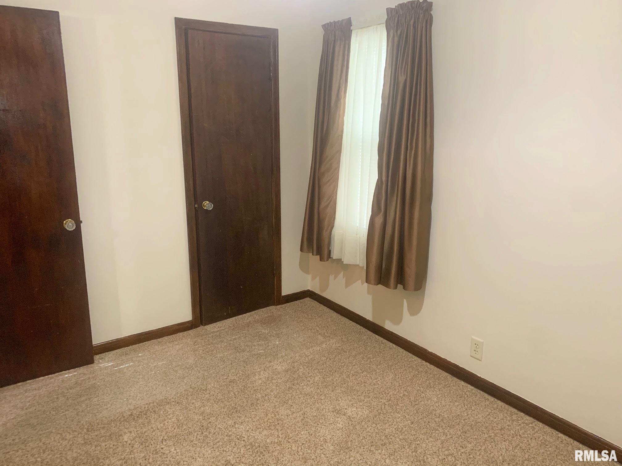 2245 Grandview Avenue Springfield, IL 62702 - Photo 10 of 23