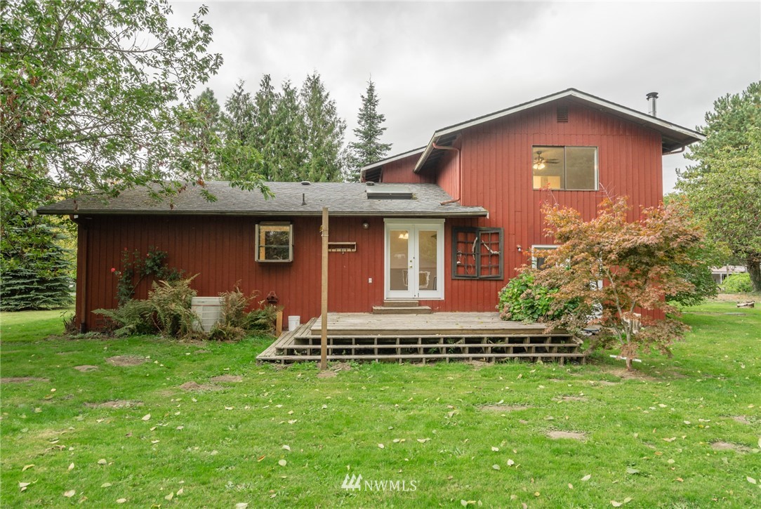 4836 Deming Road Deming, WA 98244 - Photo 6 of 25