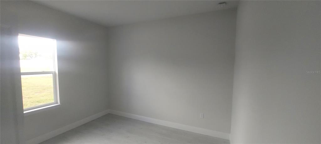 2673 Southwest 156th Place Ocala, FL 34473 - Photo 9 of 14 a small space with a window