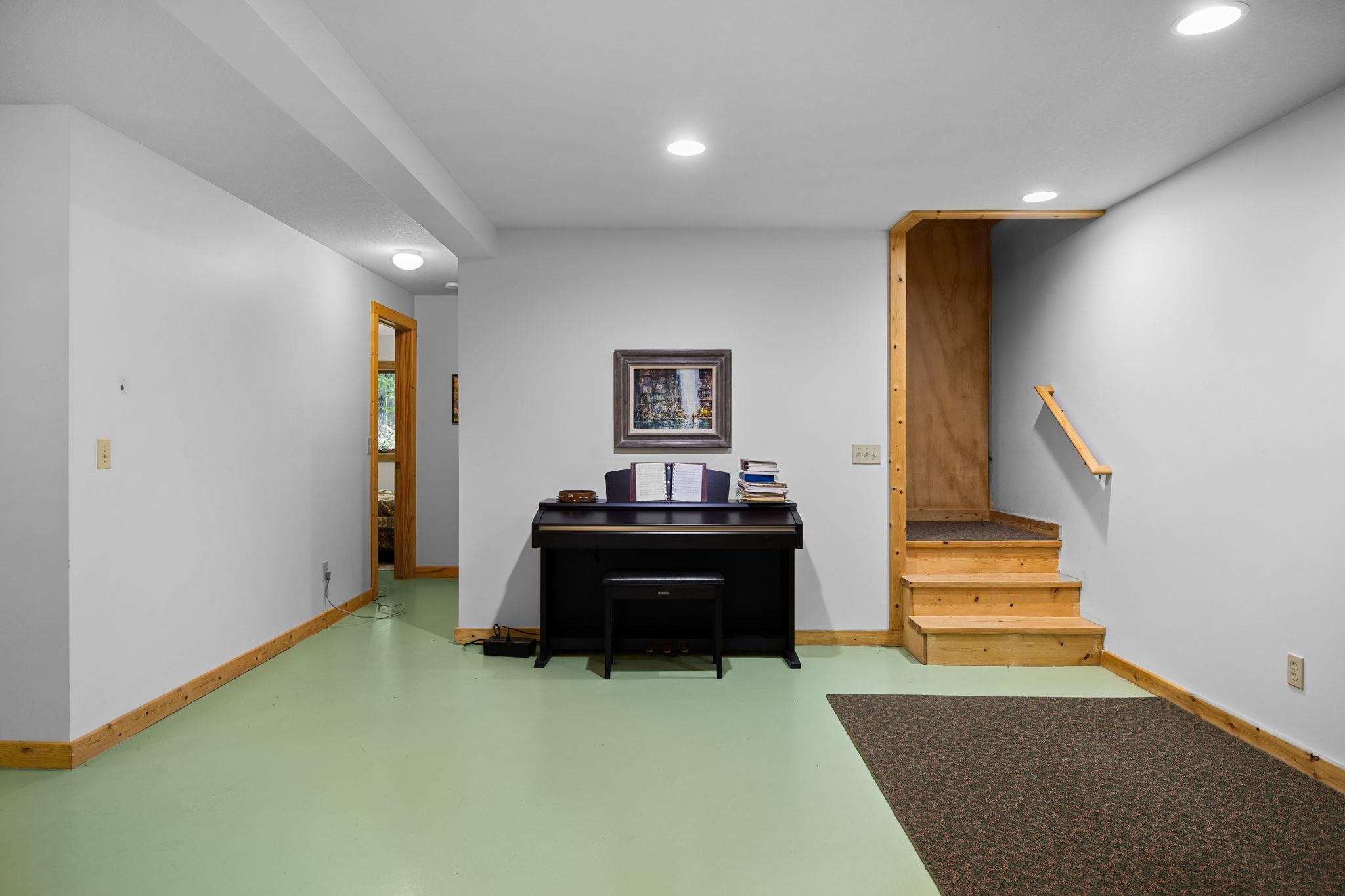 5423 Browning Road Beulah, MI 49617 - Photo 28 of 45 Gallery Image 28