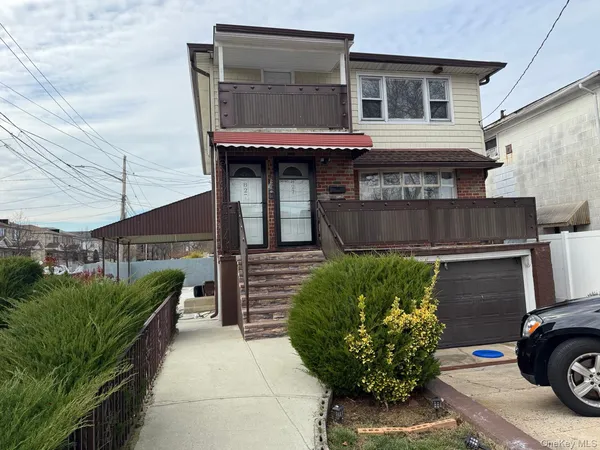 $3,250 | 827 Hartman Lane, Unit 1 | Bayswater
