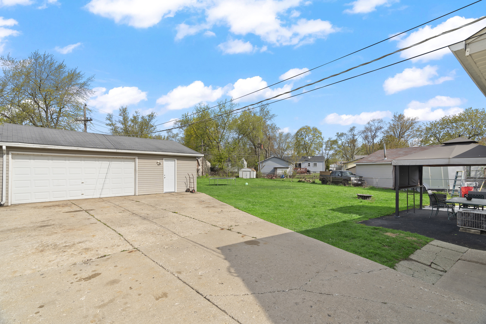 2832 Osage Circle Waukegan, IL 60087 - Photo 17 of 21 a view of a house with a yard