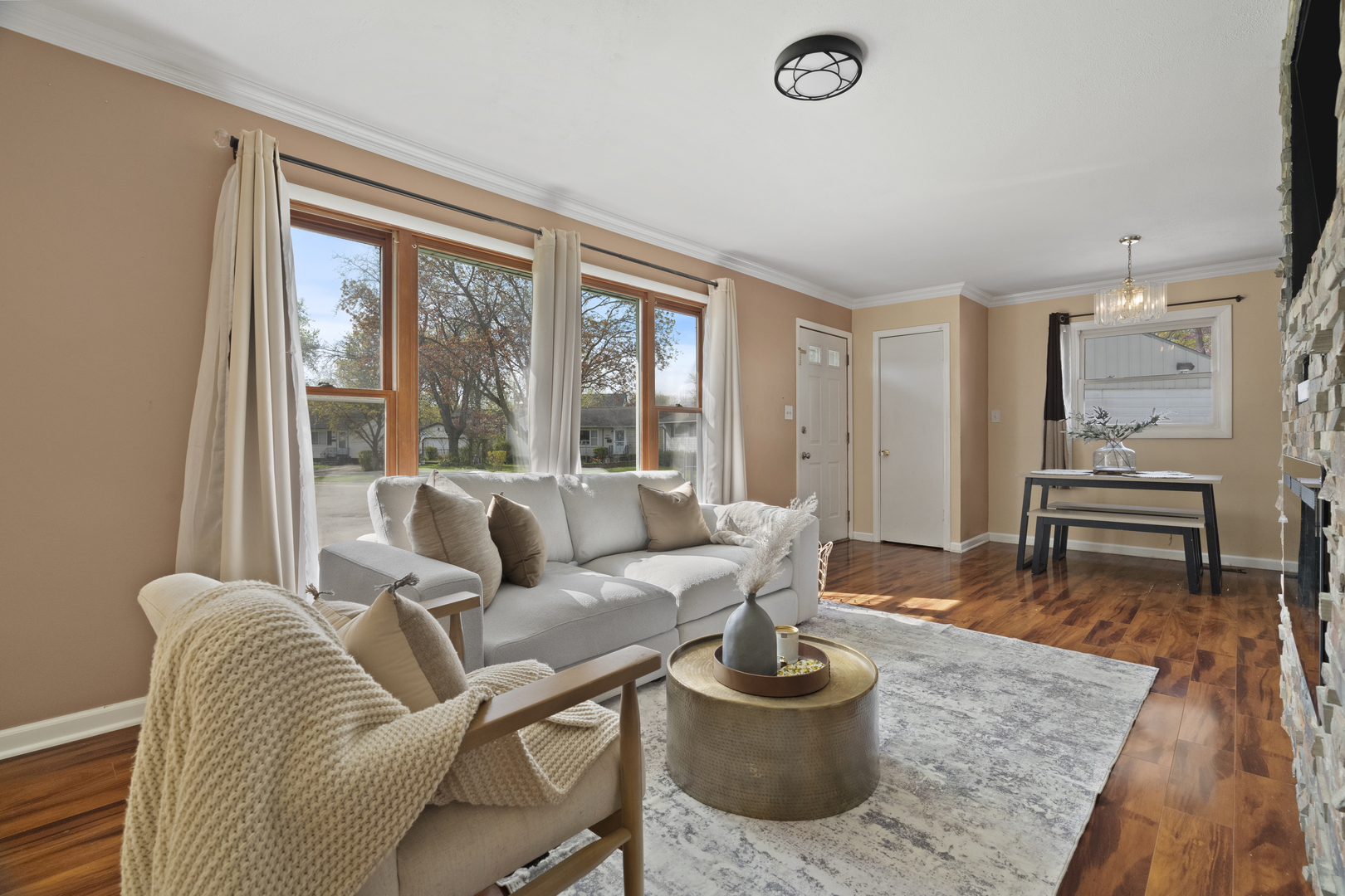 2832 Osage Circle Waukegan, IL 60087 - Photo 6 of 21 a living room with furniture and a large window