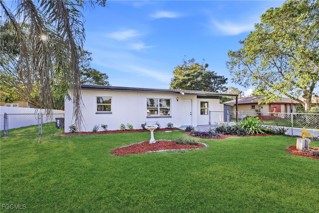 123 Connecticut Road Lehigh Acres, FL 33936 - Photo 5 of 37 Gallery Image 5