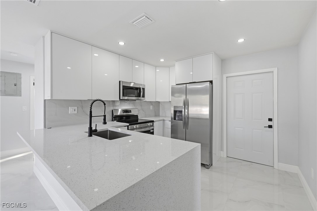 123 Connecticut Road Lehigh Acres, FL 33936 - Photo 9 of 37 Gallery Image 9