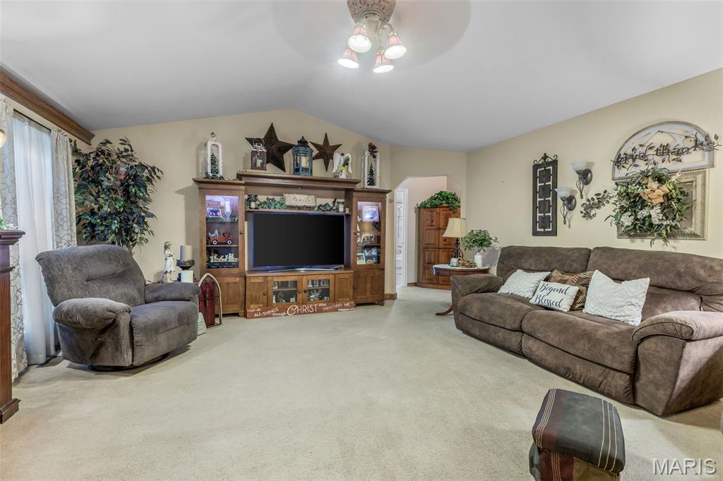 535 Cochrane Road Park Hills, MO 63601 - Photo 13 of 75