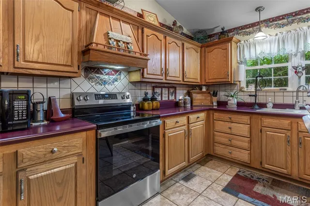 $440,000 | 535 Cochrane Road, Park Hills, MO 63601