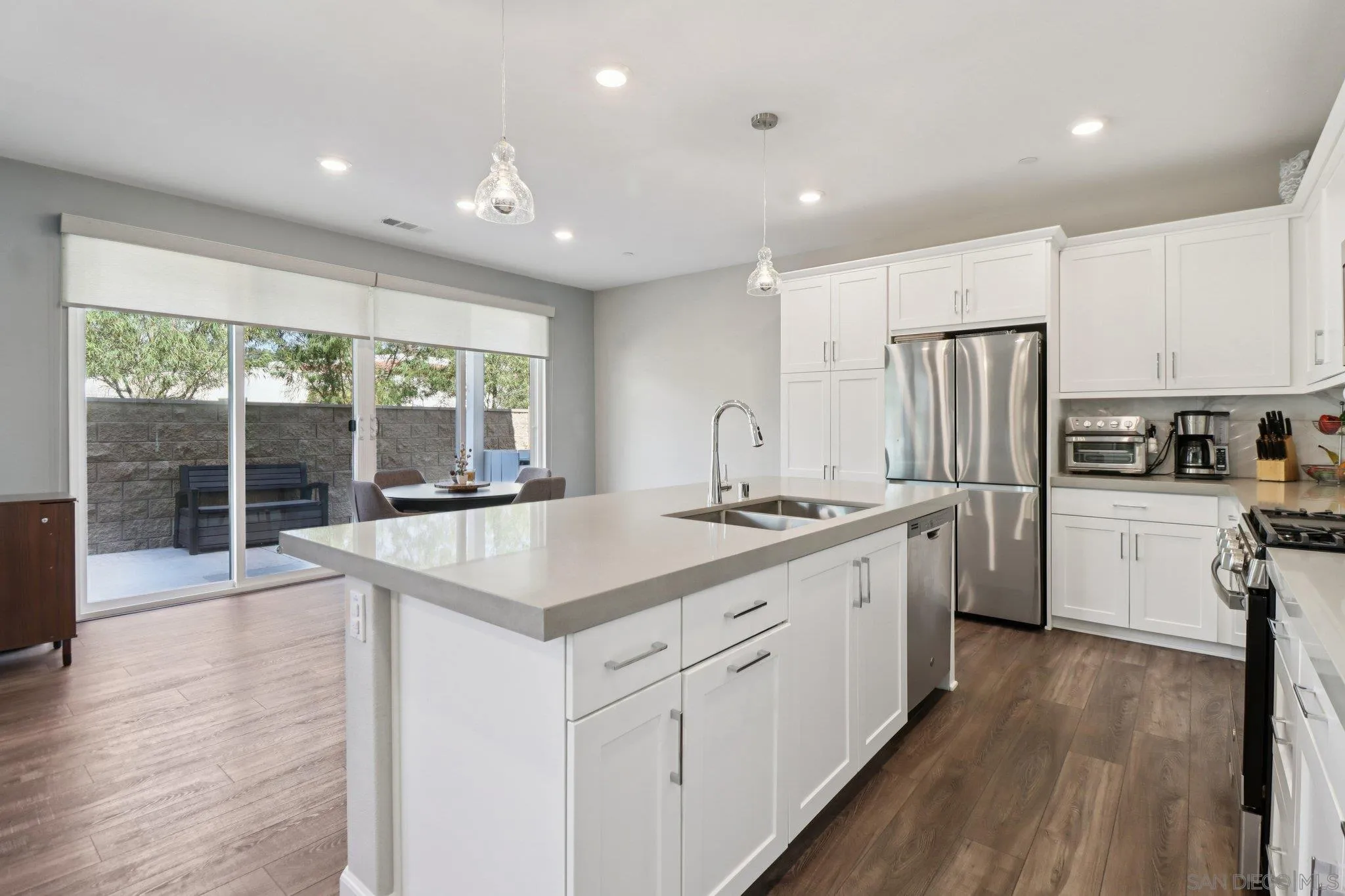 10128 Hercules Way Spring Valley, CA 91977 - Photo 13 of 60 Gallery Image 13