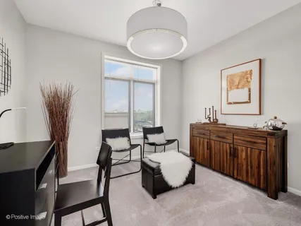 $299,000 | 1 South Lincoln Avenue, Unit 410, Lombard, IL 60148