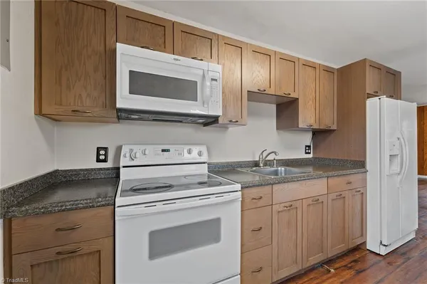 $185,000 | 312 Pickett Circle, Liberty, NC 27298