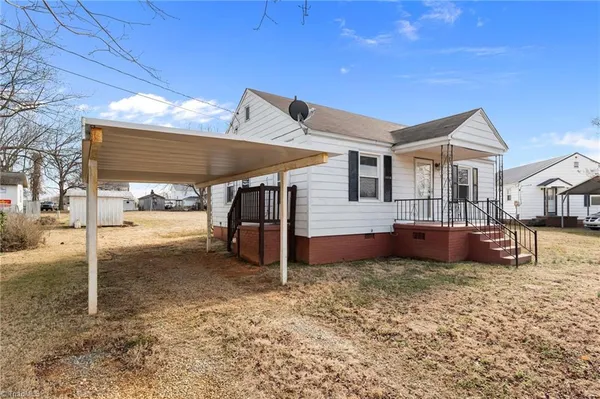 $185,000 | 312 Pickett Circle, Liberty, NC 27298
