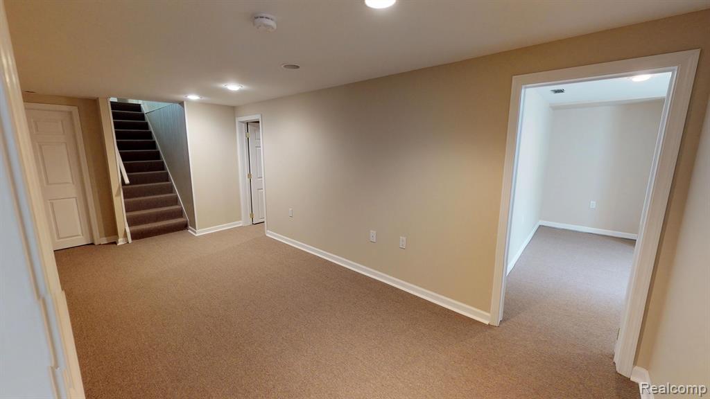 46707 Maidstone Road Canton, MI 48187 - Photo 22 of 33