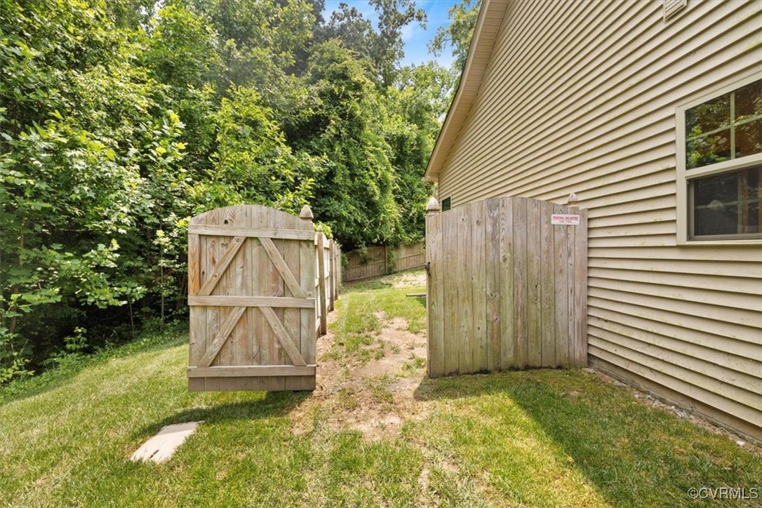 5801 Riverside Trail Richmond, VA 23225 - Photo 32 of 35 View of yard