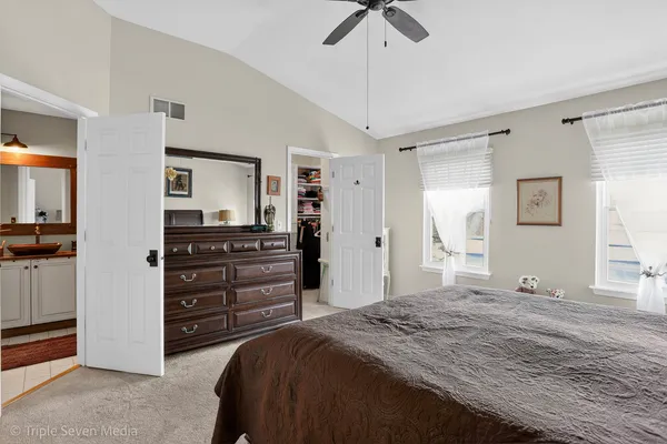 $315,000 | 705 Timothy Court, East Dundee, IL 60118