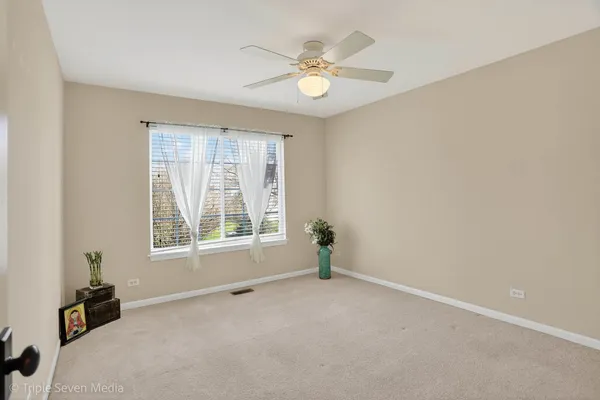 $315,000 | 705 Timothy Court, East Dundee, IL 60118