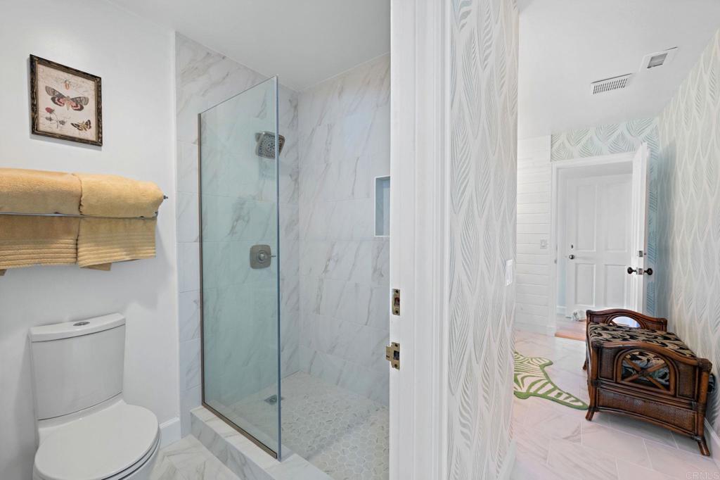 18 Gateview Drive Fallbrook, CA 92028 - Photo 25 of 73 a bathroom with a toilet and a shower