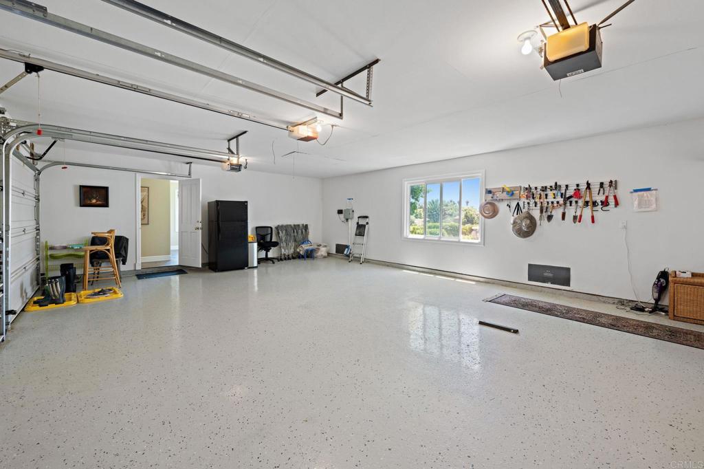 18 Gateview Drive Fallbrook, CA 92028 - Photo 38 of 73 a view of a livingroom with furniture a flat screen tv