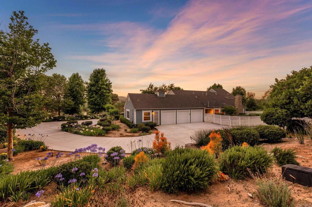 18 Gateview Drive Fallbrook, CA 92028 - Photo 46 of 73 a view of a yard with plants and large trees