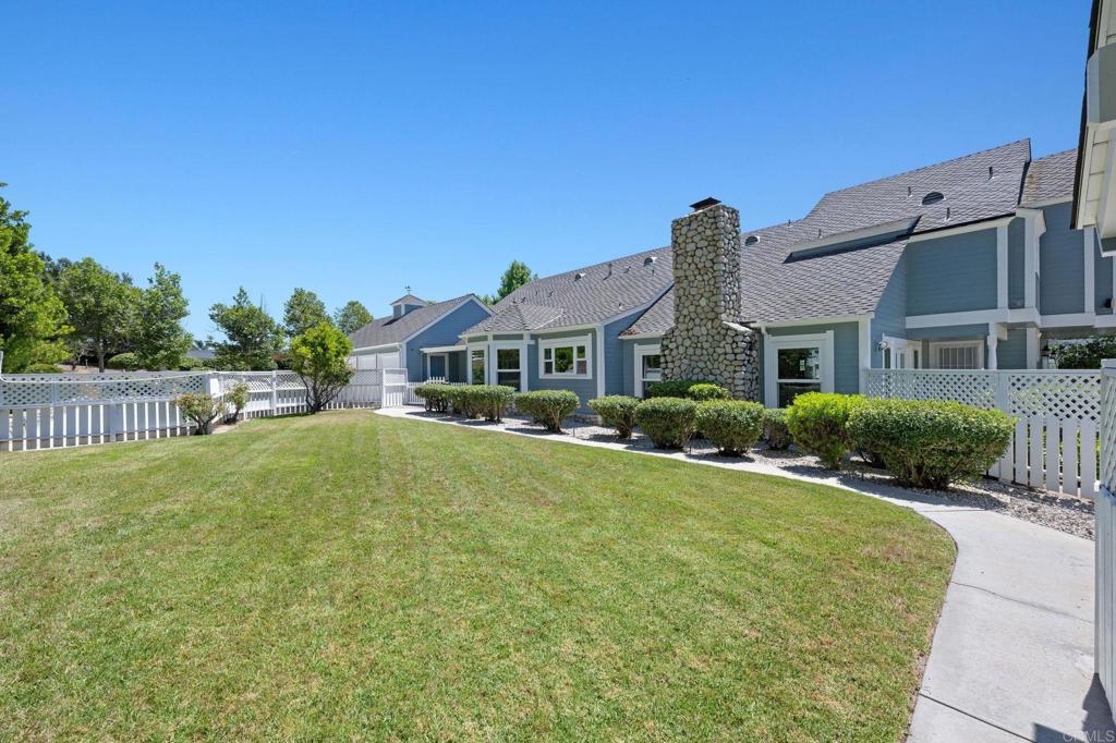 18 Gateview Drive Fallbrook, CA 92028 - Photo 48 of 73 a front view of a house with a yard
