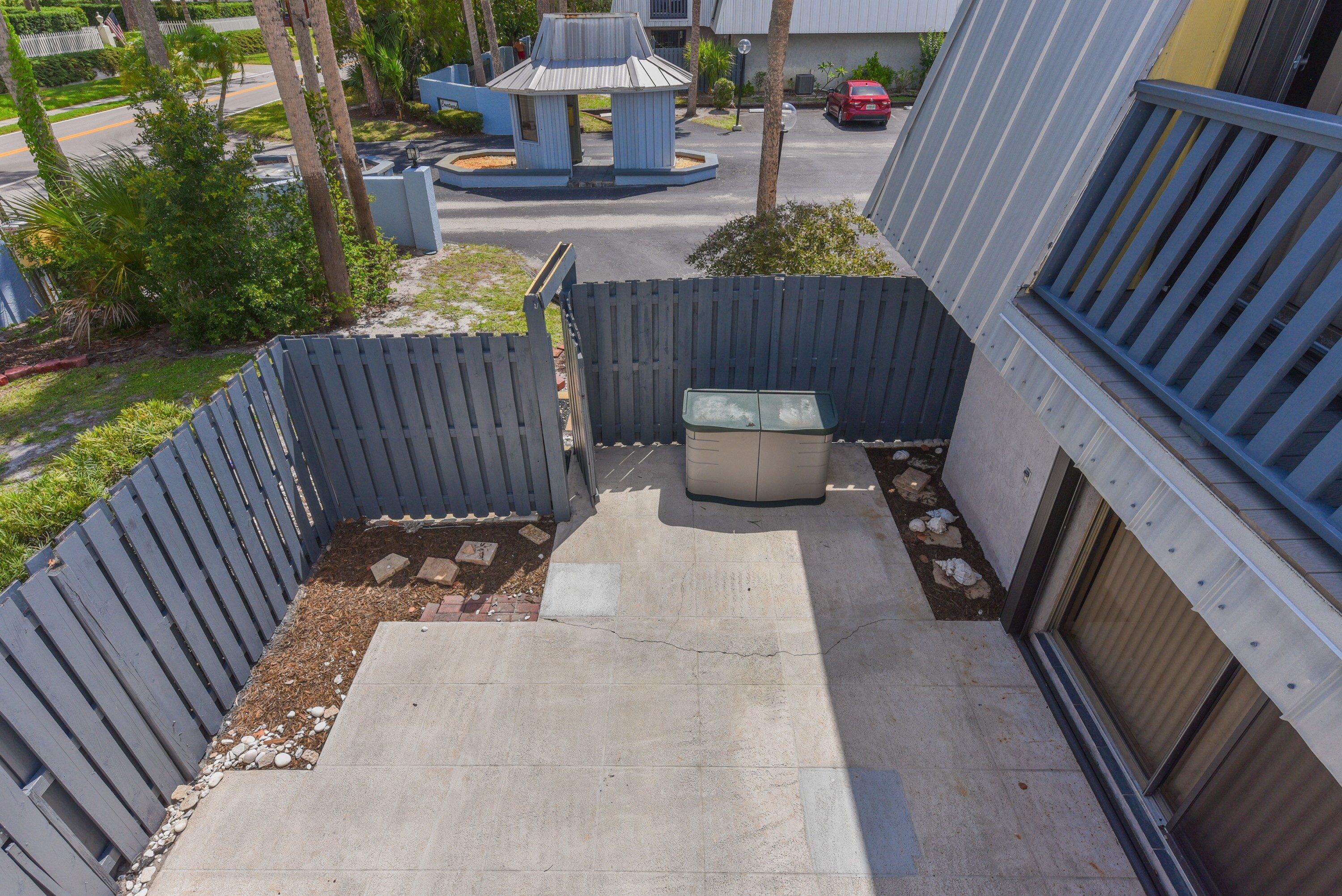 3802 Jefferson Street Stuart, FL 34997 - Photo 18 of 21 020-010-3802 SE Jefferson St-3000x2003