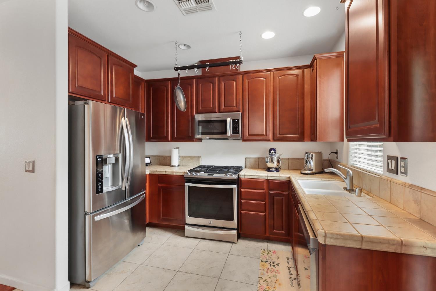 2012 Muscovy Road West Sacramento, CA 95691 - Photo 16 of 42 Gallery Image 16