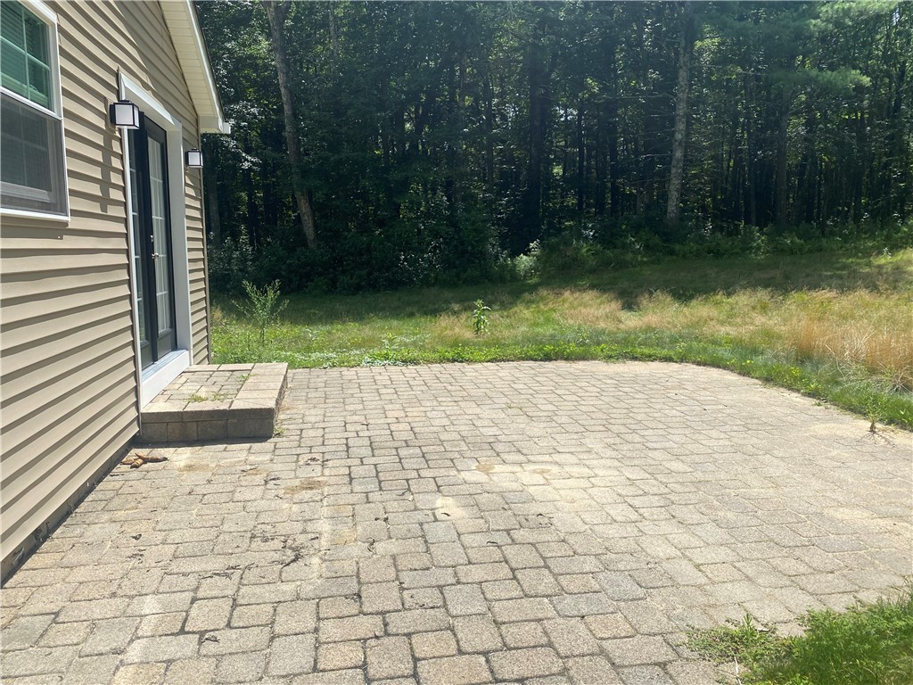 7 Burgess Road Foster, RI 02825 - Photo 3 of 16