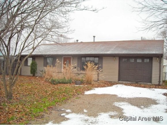 16 Bunn Court Springfield, IL 62703 - Photo 1 of 12