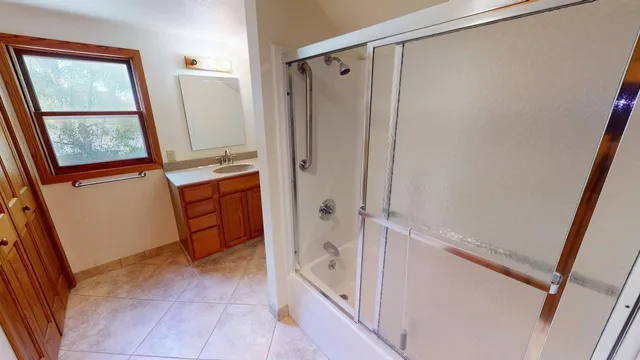 $160,900 | 928 North 16th Street, Manitowoc, WI 54220