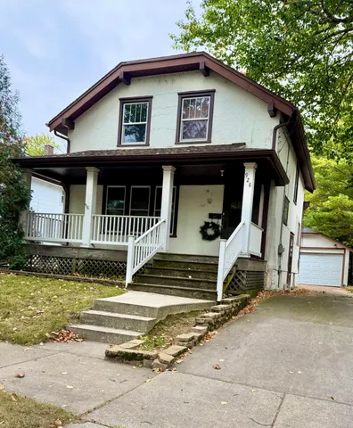 $160,900 | 928 North 16th Street, Manitowoc, WI 54220