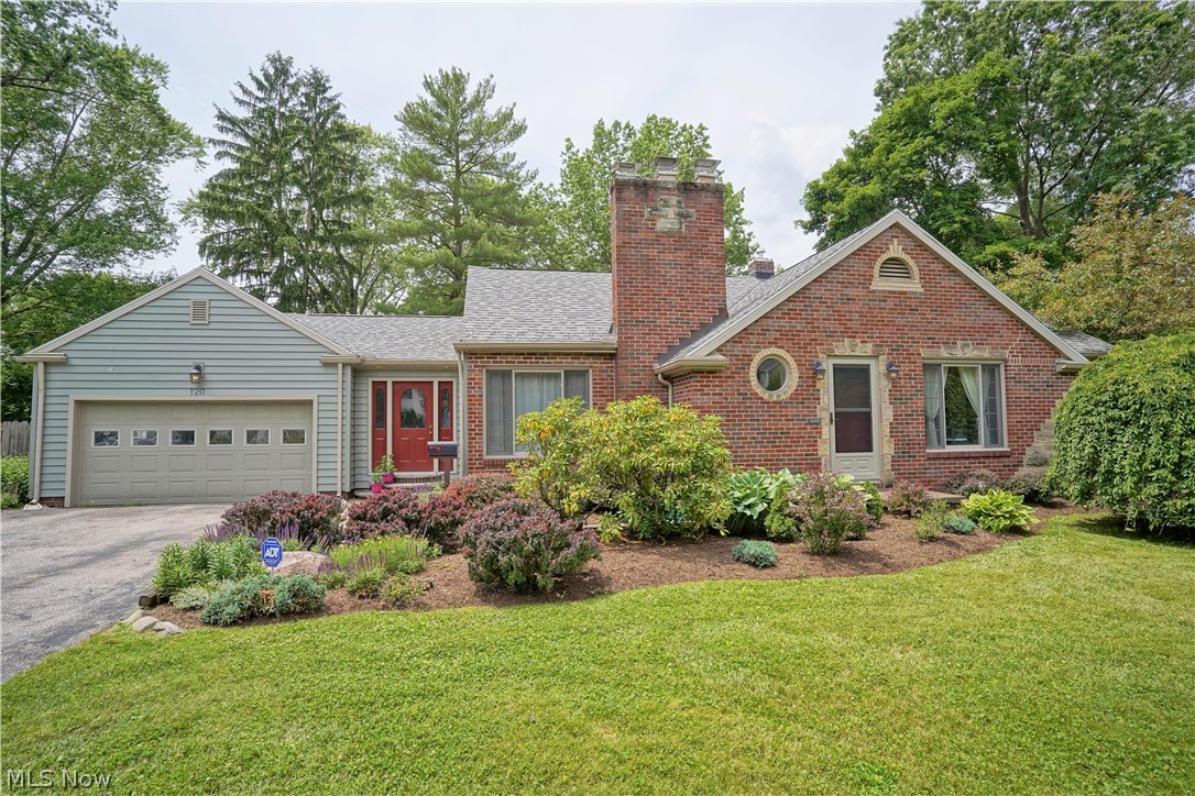 120 Winston Road Akron, OH 44313 - Photo 1 of 35