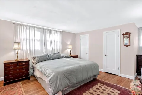 $1,499,000 | 34 Wildwood Lane, East Hills, NY 11577