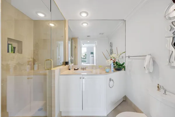 $2,095,000 | 3740 South Ocean Boulevard, Unit 510, Highland Beach, FL 33487