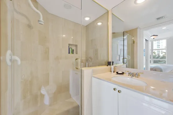 $2,095,000 | 3740 South Ocean Boulevard, Unit 510, Highland Beach, FL 33487