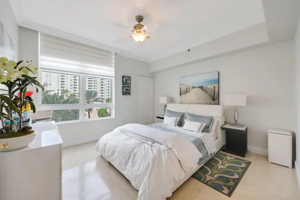 $2,095,000 | 3740 South Ocean Boulevard, Unit 510, Highland Beach, FL 33487