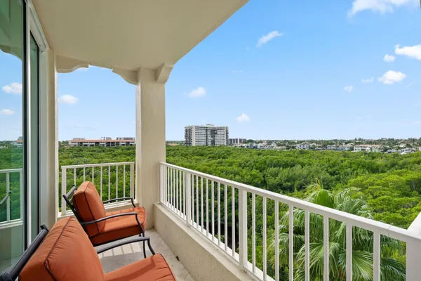 $2,095,000 | 3740 South Ocean Boulevard, Unit 510, Highland Beach, FL 33487