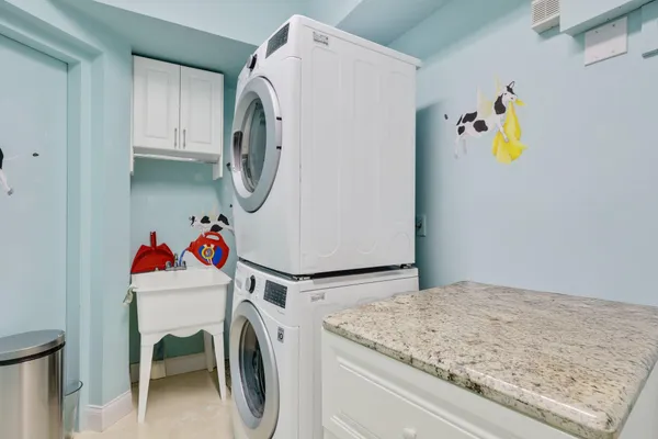 $2,095,000 | 3740 South Ocean Boulevard, Unit 510, Highland Beach, FL 33487