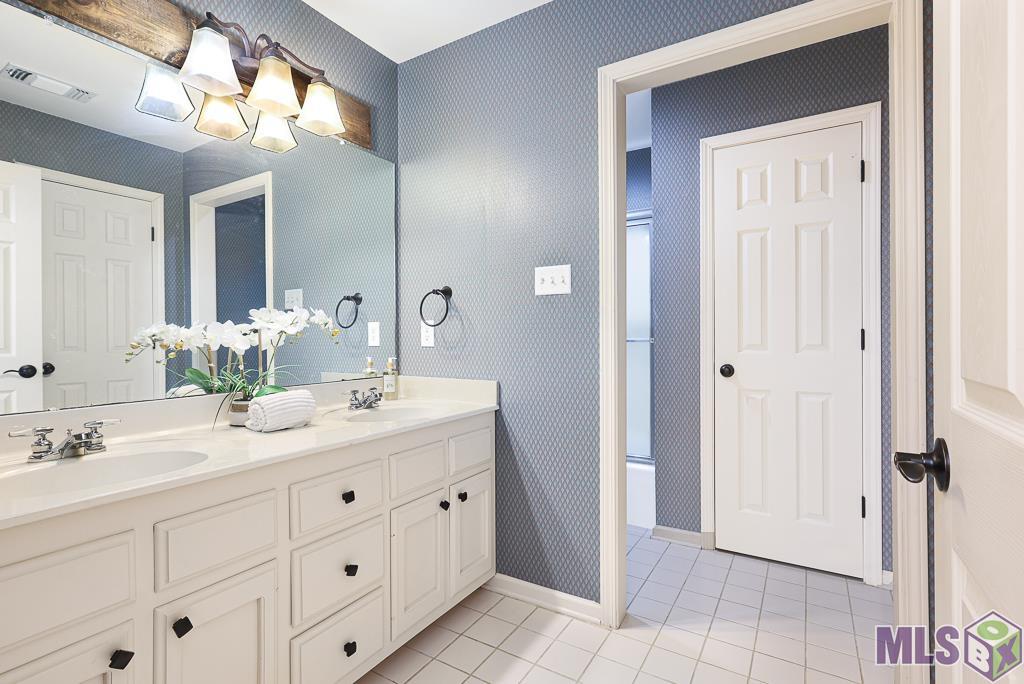 1661 Sharp Road Baton Rouge, LA 70815 - Photo 28 of 29 Full bathroom
