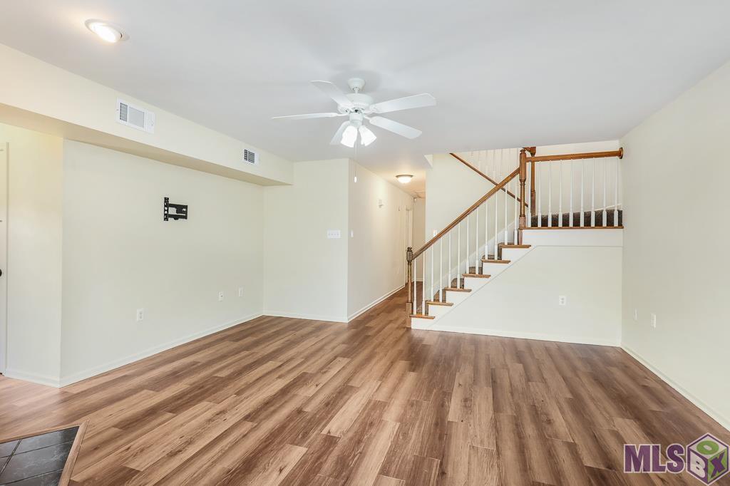 1661 Sharp Road Baton Rouge, LA 70815 - Photo 5 of 29 Livingroom