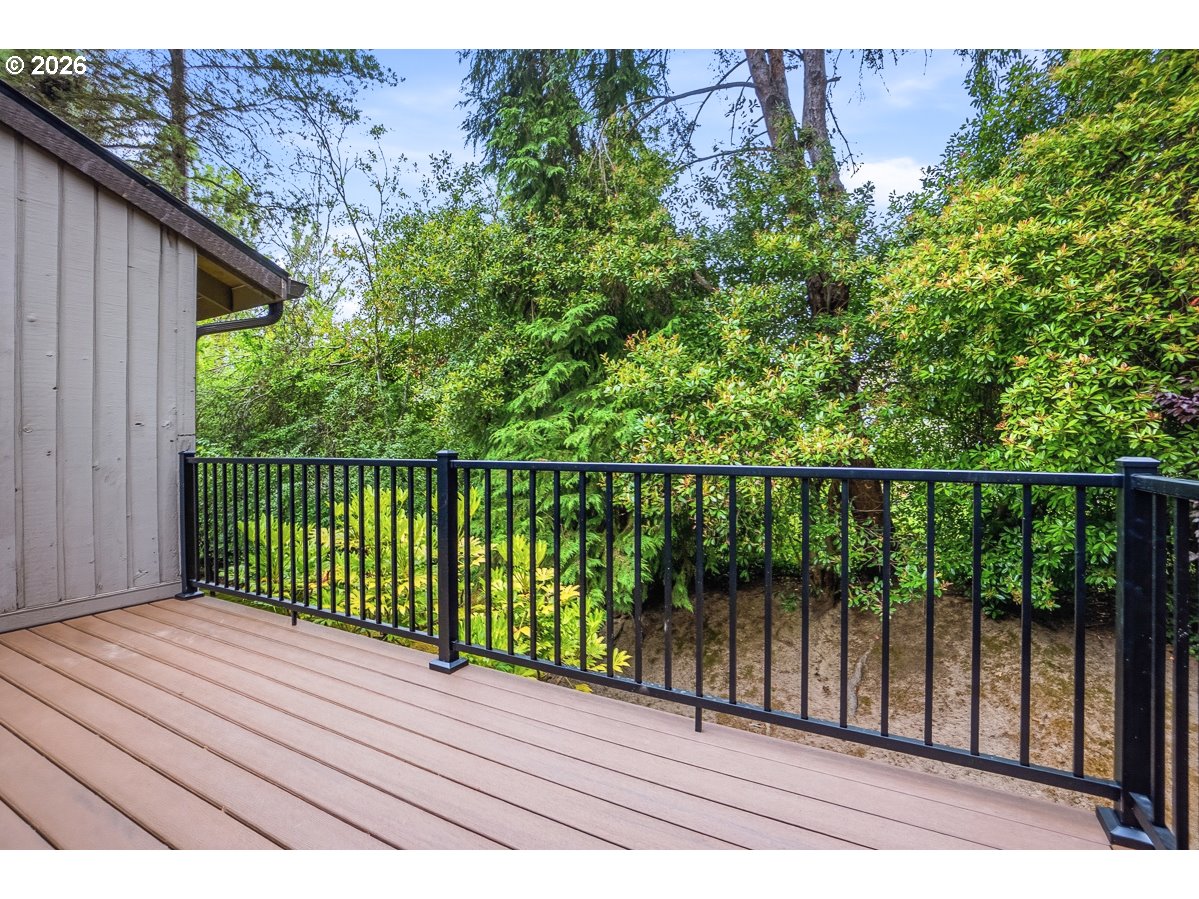 7134 Southwest Murray Boulevard Beaverton, OR 97008 - Photo 28 of 38