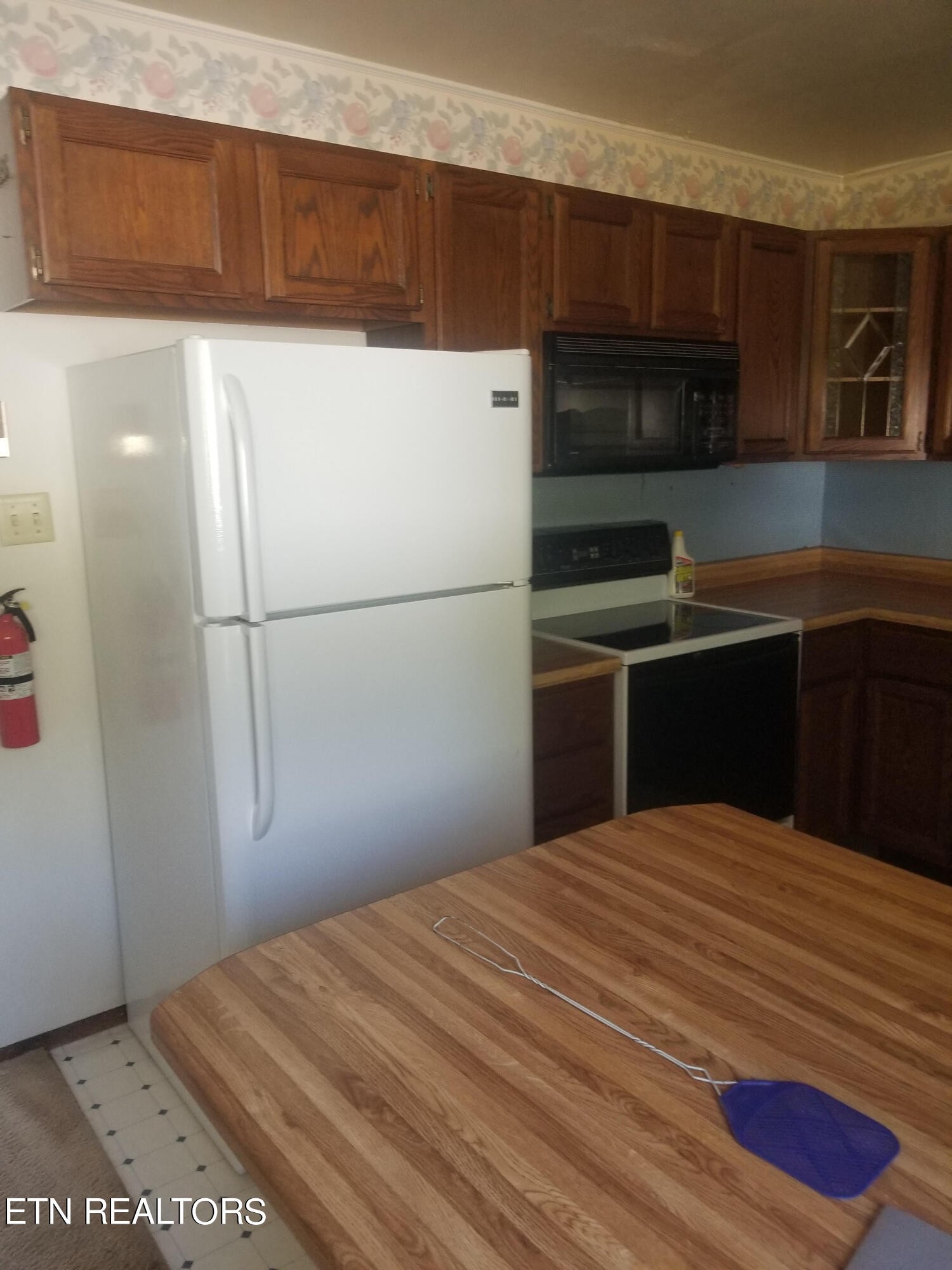 222 Manhattan Avenue Oak Ridge, TN 37830 - Photo 11 of 18
