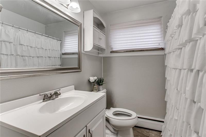 2290 Rose Garden Road Pittsburgh, PA 15220 - Photo 12 of 24 Gallery Image 12