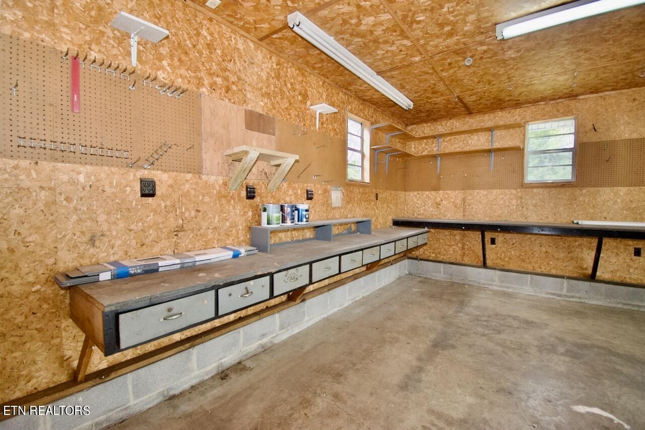 421 Main Road Maryville, TN 37804 - Photo 37 of 43 Gallery Image 37